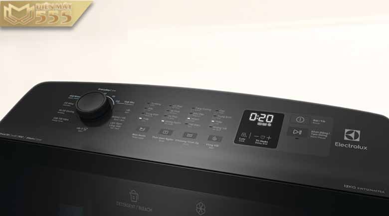 Máy giặt Electrolux Inverter 12 kg EWT1274M7SA lồng đứng